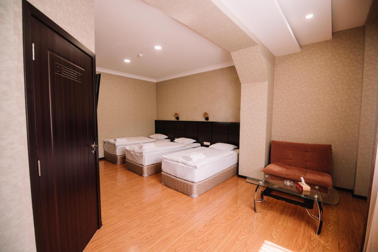 Laguna Hotel 바나조르 외부 사진