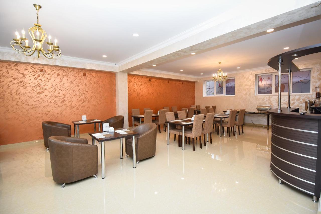 Laguna Hotel 바나조르 외부 사진