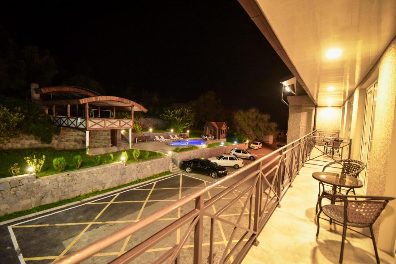 Laguna Hotel 바나조르 외부 사진